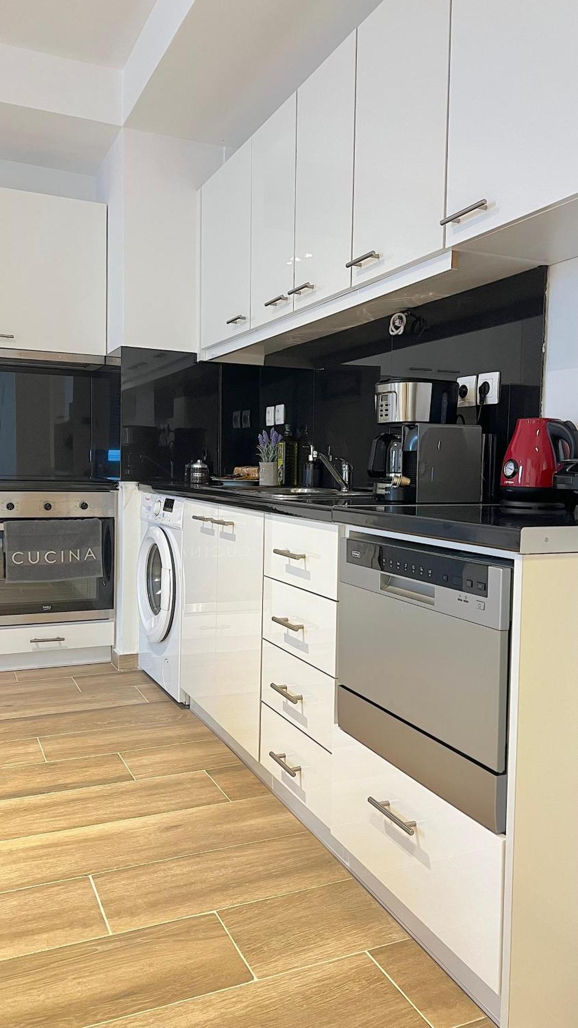 Pentelis Cozy Apt In Paleo Faliro Atene Esterno foto