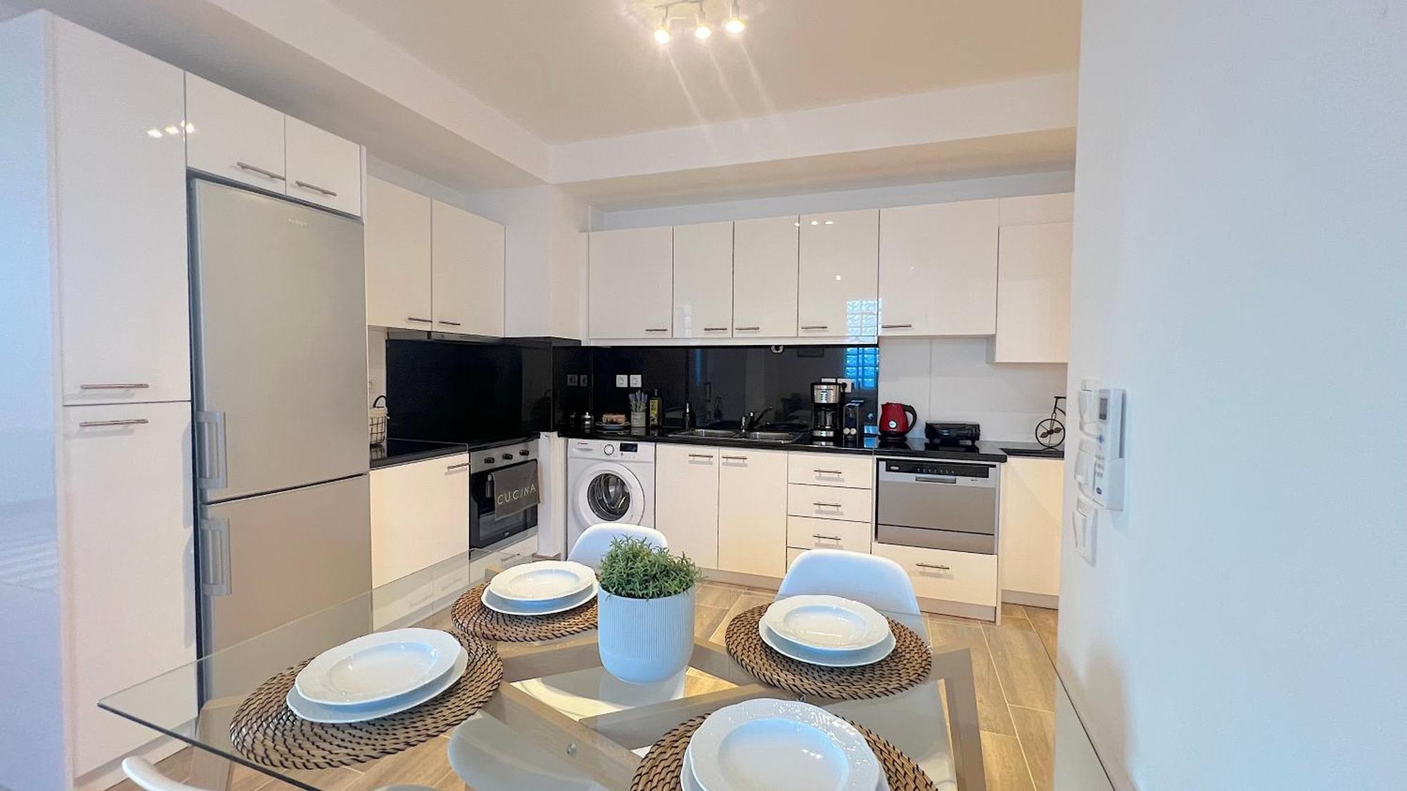Pentelis Cozy Apt In Paleo Faliro Atene Esterno foto